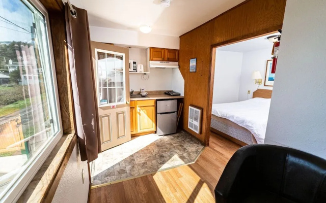 Oceanside Ocean Front Cabins