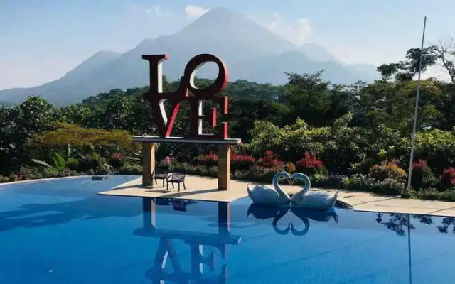 Blessing Hills Family Resort & Hotel