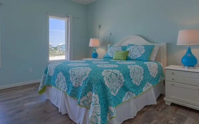 C-Glass by Meyer Vacation Rentals
