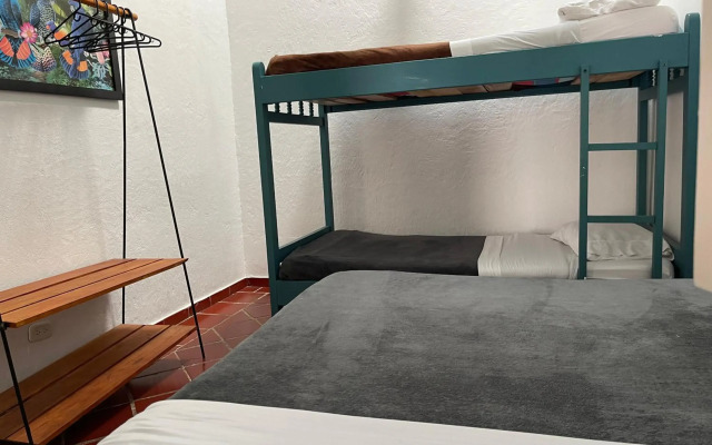 Popichi Hostel