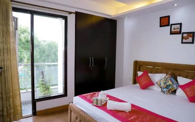 3bhk Fortune Homej-215 Saket Near Max Hospital,Dlf