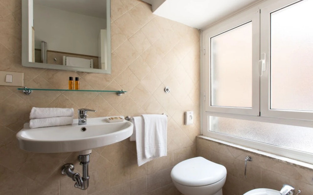 Rome Accommodation - Farnese