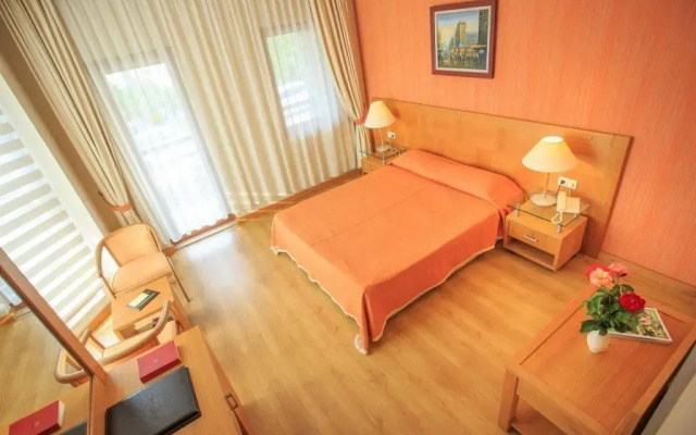 Pine Forest Hotel