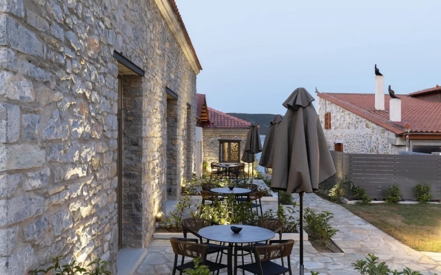 Lichnos Luxury Maisonette 1