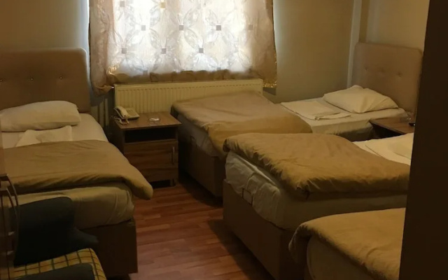 Tac Hotel