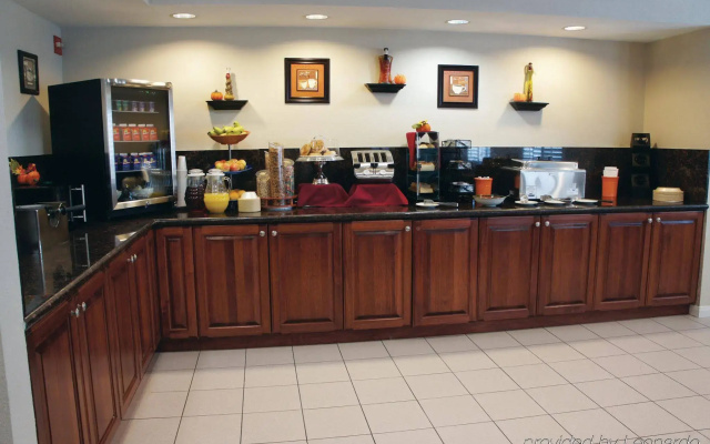 La Quinta Inn & Suites by Wyndham Houston North-Spring