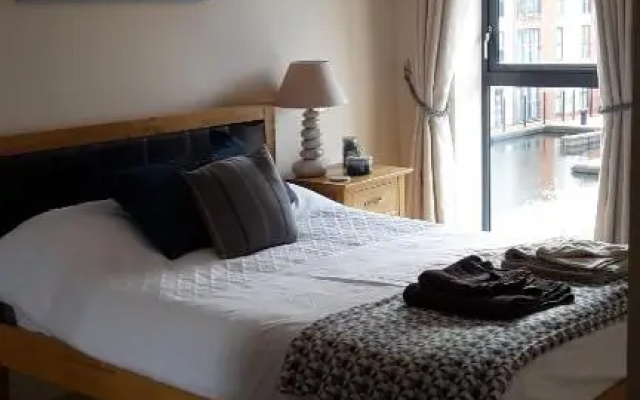 River view Apartment