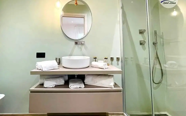0.8 Guest House