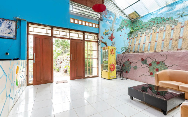 OYO 3040 D'pineapple Villa