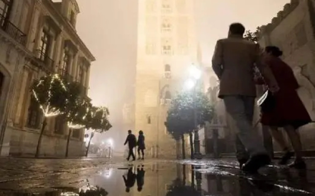 Sevilla Triana Leon Sanz