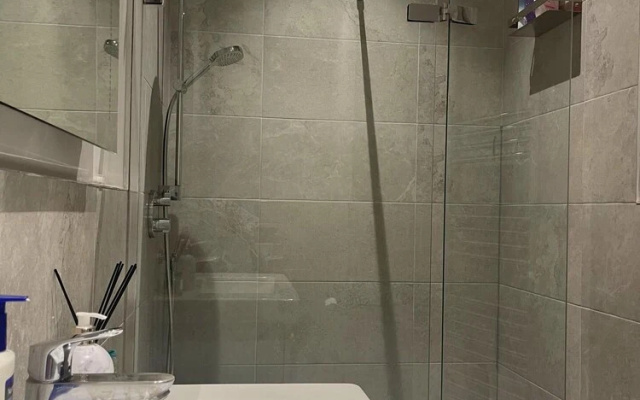 Stunning 4-bed House in Northwood