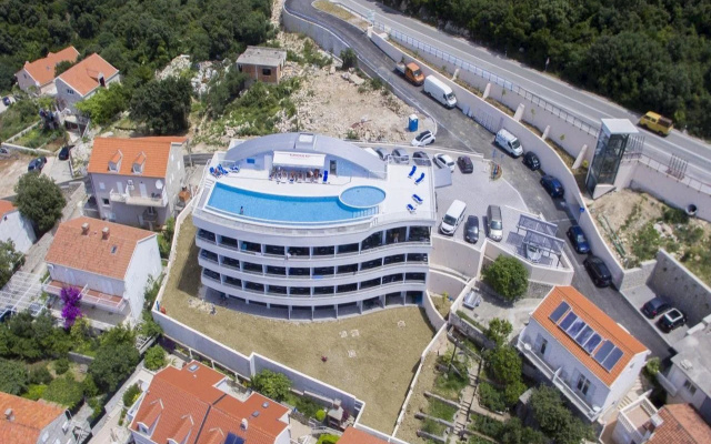 Villa Paradiso 2