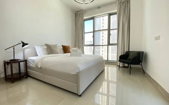 Lux BnB Standpoint Towers Burj & Fountain Views