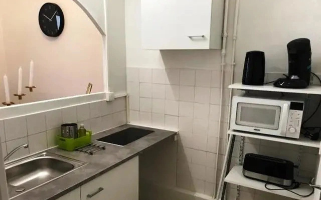 38 Rue Papety