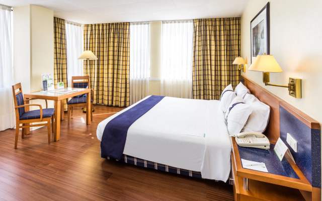 Holiday Inn Lisbon by IHG