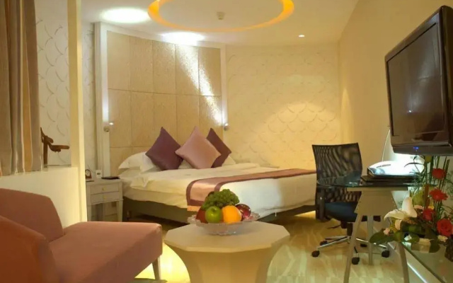 Kunming Green Land Hotel