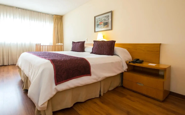 Armon Suites Hotel