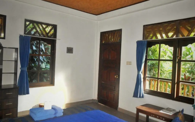 Puri Sawah Bungalows & Restaurant