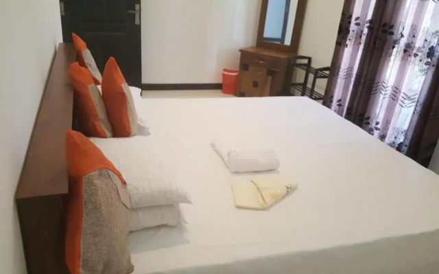 COCO Rooms