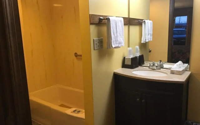 Carthage Inn