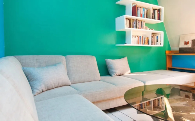 Bohemianquarter-chicmansard For 22