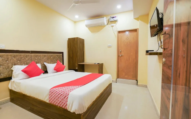 Hotel O R Square Stay Near LB Nagar Metro
