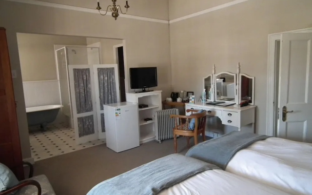 The Cock House