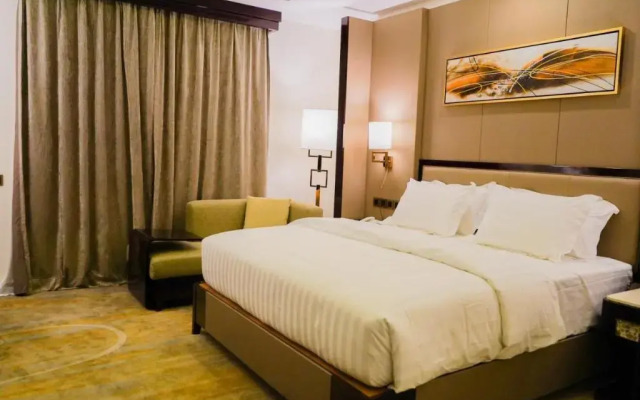 Al Ertiqaa Hotel