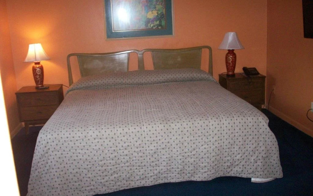 All Suite Motel