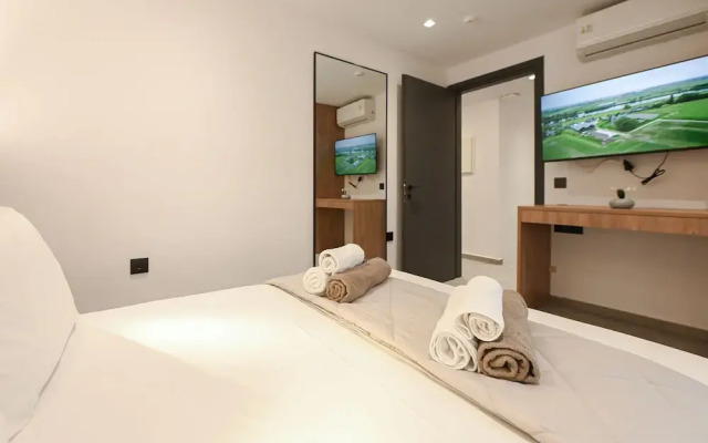 MGK Luxury Suites With a Private Pool Ligaria