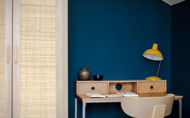 The Crescent Moon - Elegant 1bdr Flat