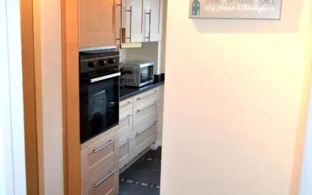 Seam Terrace - Home from Home