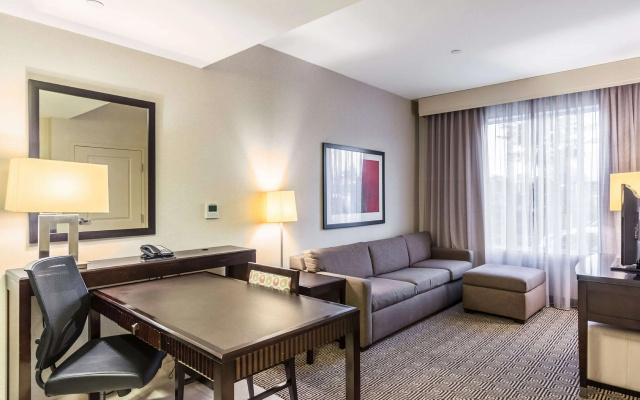 Embassy Suites Newark Airport