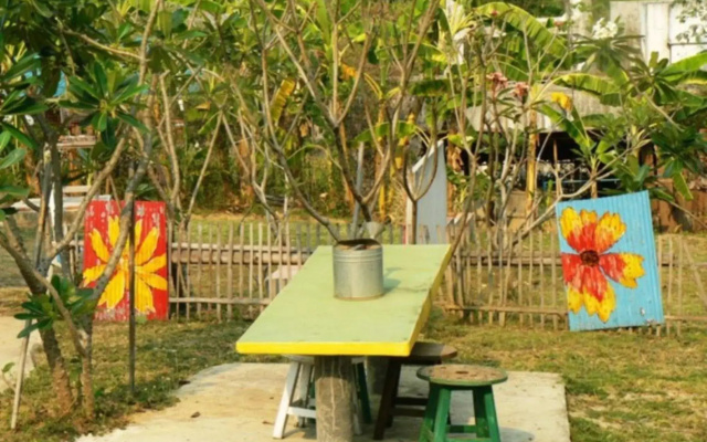 Norn Pai Norn Play Guesthouse