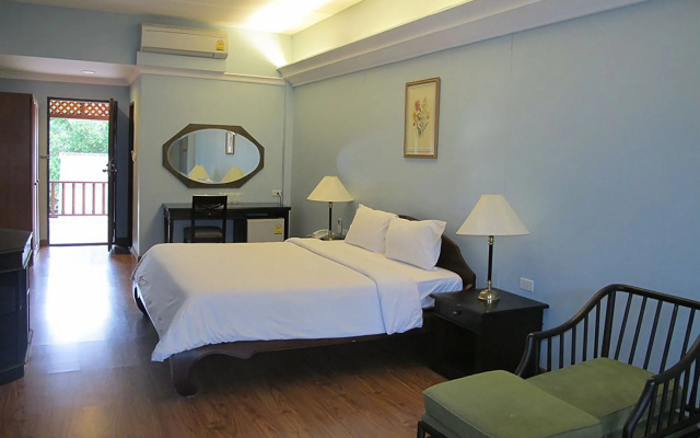 Mae Pim Resort Hotel