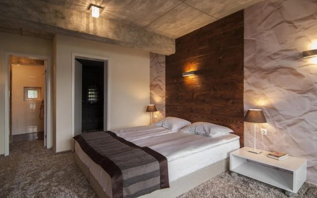 Aparthotel Seasons