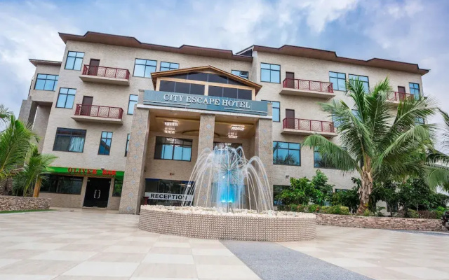 City Escape Hotel, Prampram