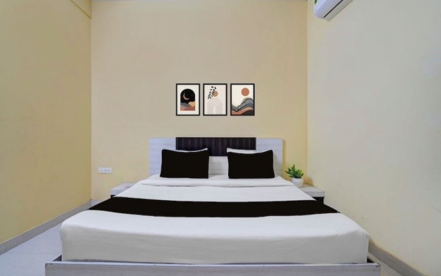 Hotel Sri Krishna Palace