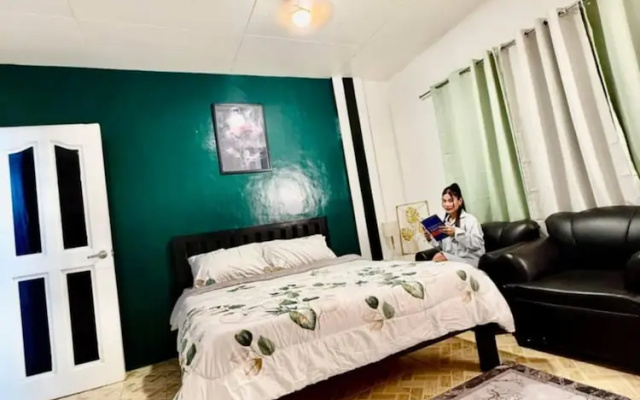 Axon Cozy Modern House #B Near The Walking Street