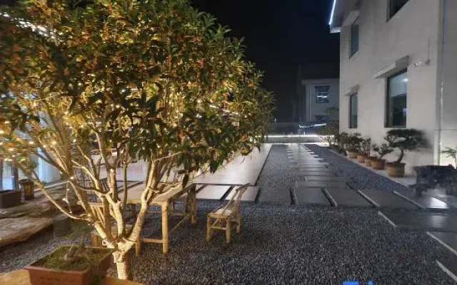 Yangxindian Homestay (Huaguoshan Scenic Area)