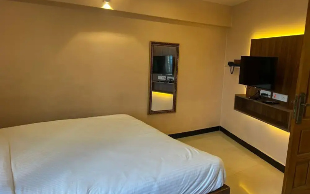 White Yellow Residency