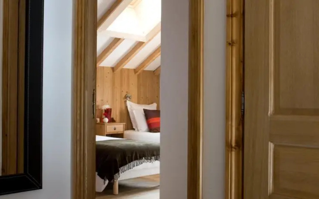 Yeti Lodge Chalets