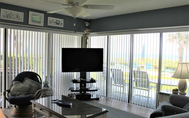 Ocean House Condo 120 Coastal Haven