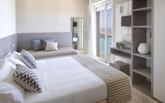 Little Hotel