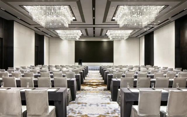Hilton Ningbo Dongqian Lake Resort