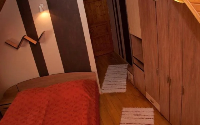 Boszorkány Tanya Étterem És Panzió