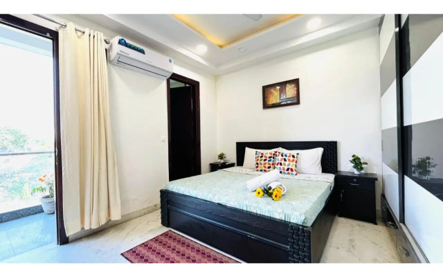 Bluo 1Bhk City Centre - Balcony Lift Terrace