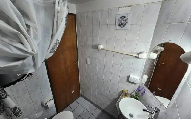 Fresh Studio Apartment near Colon Street in downtown