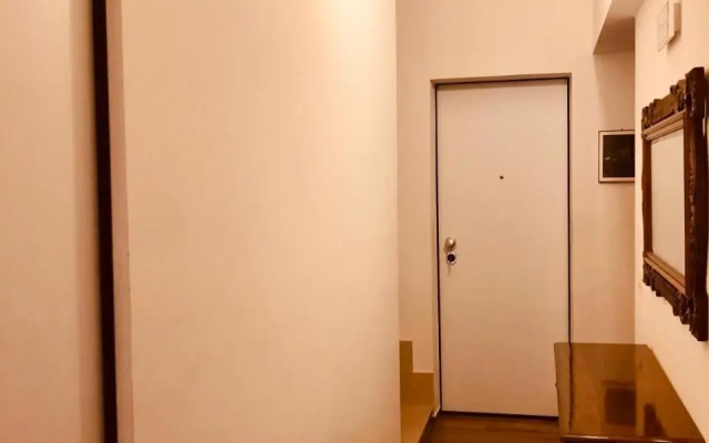 LeonessHouse