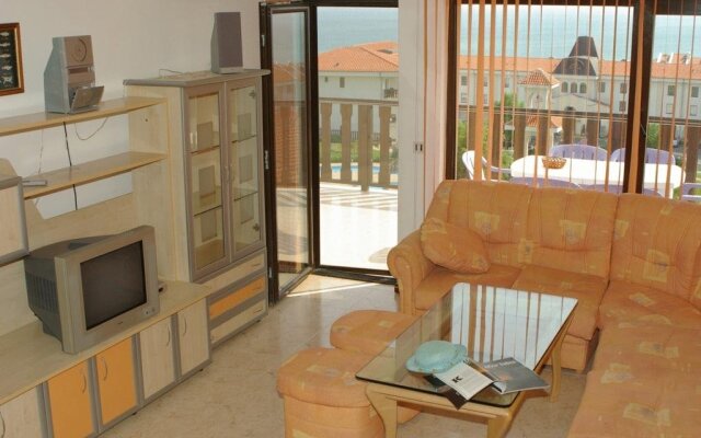 Апартаменты Apartment In Kambani 1 Apartcomplex Свети Влас комната для гостей